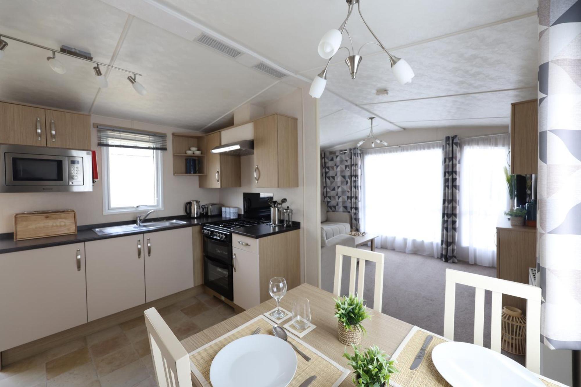 Mercury Yacht Harbour And Holiday Park Bursledon Extérieur photo
