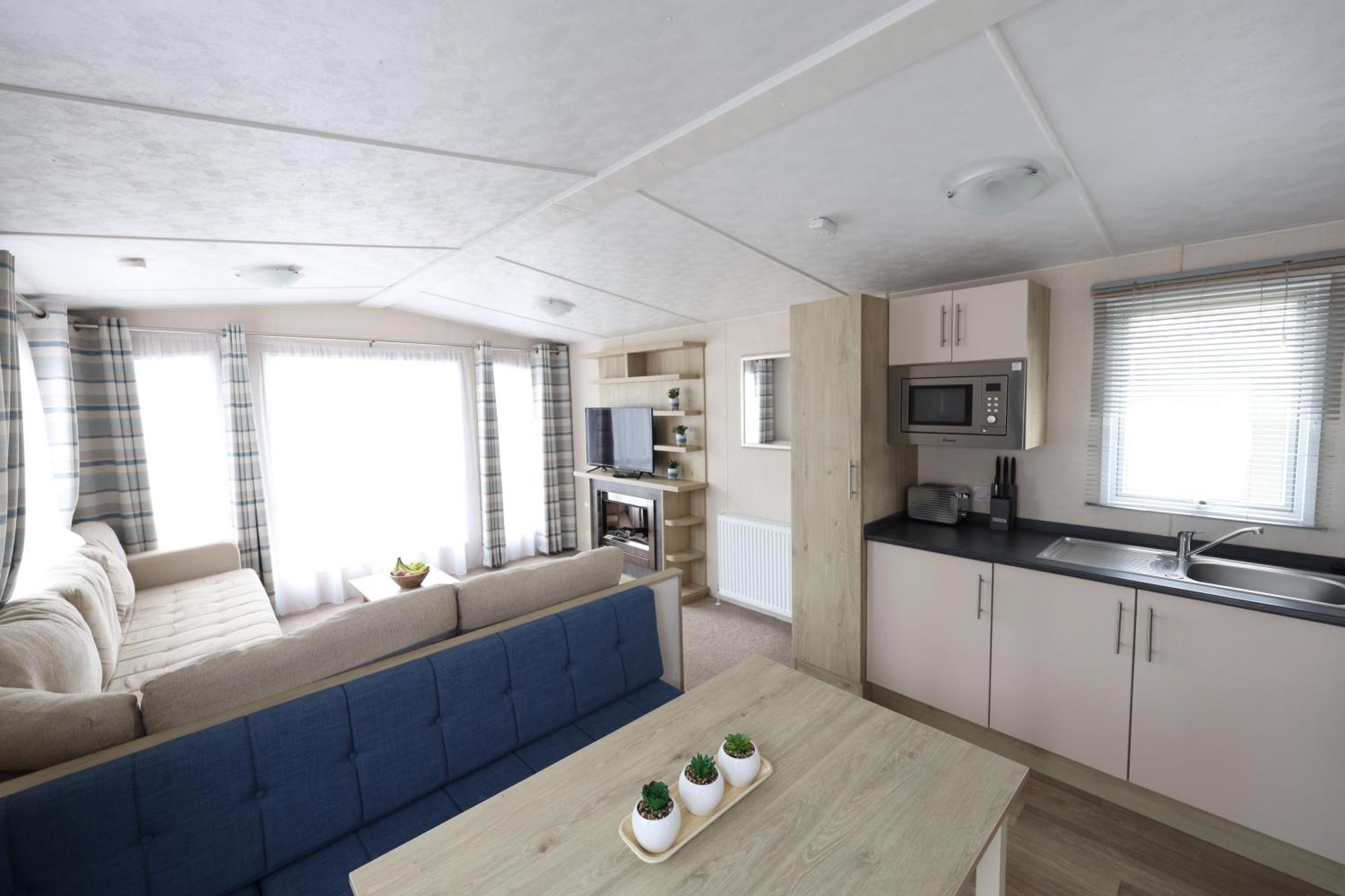 Mercury Yacht Harbour And Holiday Park Bursledon Extérieur photo
