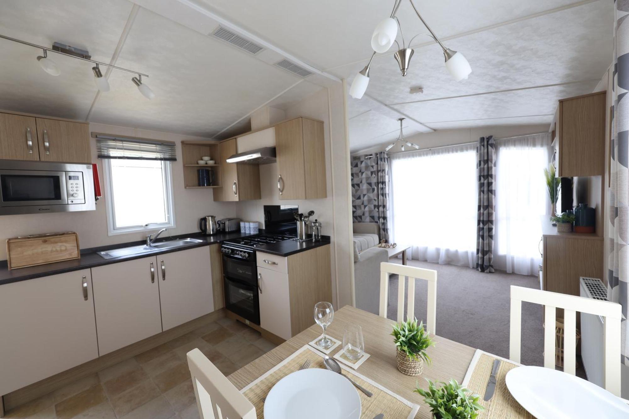 Mercury Yacht Harbour And Holiday Park Bursledon Chambre photo